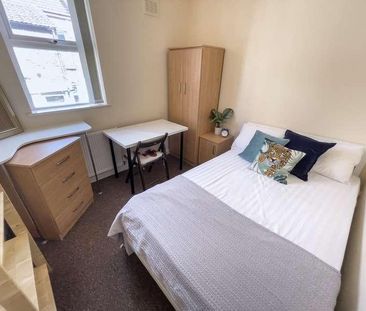 Fell Street, L7 - Photo 3