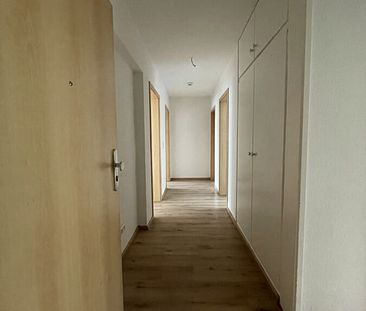 Helle 3-Zimmerwohnung mit Sonnenbalkon - Foto 4