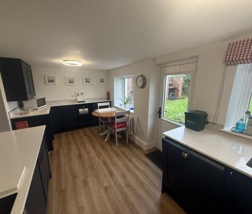 3 bedroom cottage to rent - Photo 1