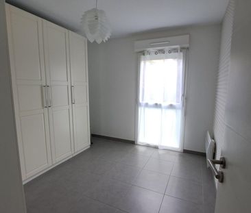 Location Appartement 3 pièces 60m² MARSEILLE 4ème - Photo 3
