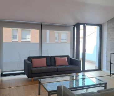 Dúplex de alquiler en Pasaje Colón, Centre - Photo 3