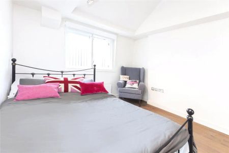 2 bedroom flat in Marylebone - Photo 3