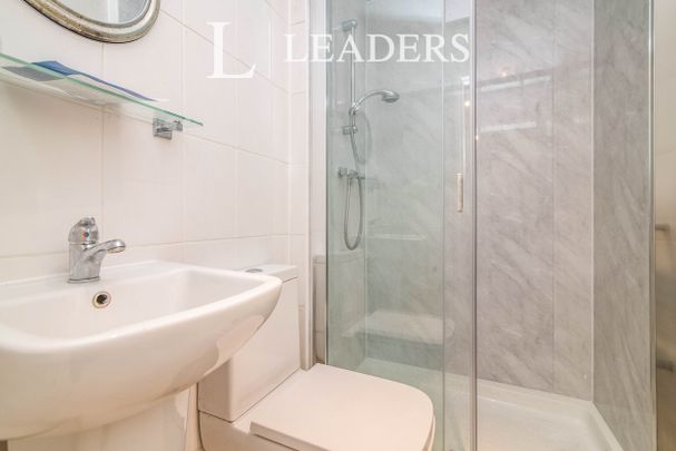 2 bedroom house to rent Station Road, Kings Norton, B38 - Photo 1