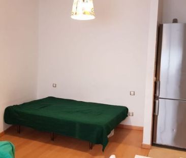 Estudio de alquiler en Calle San Telmo, Centro Histórico - Photo 3