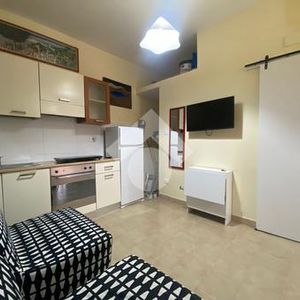 Monolocale in affitto - Photo 2
