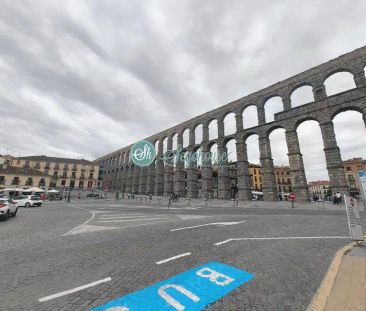 Segovia - Photo 1