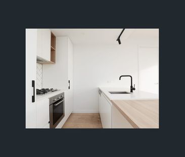 Sensational Location - Photo 4