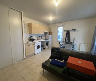 Location Appartement 3 pièces 53m² LYON 9ème - Photo 2