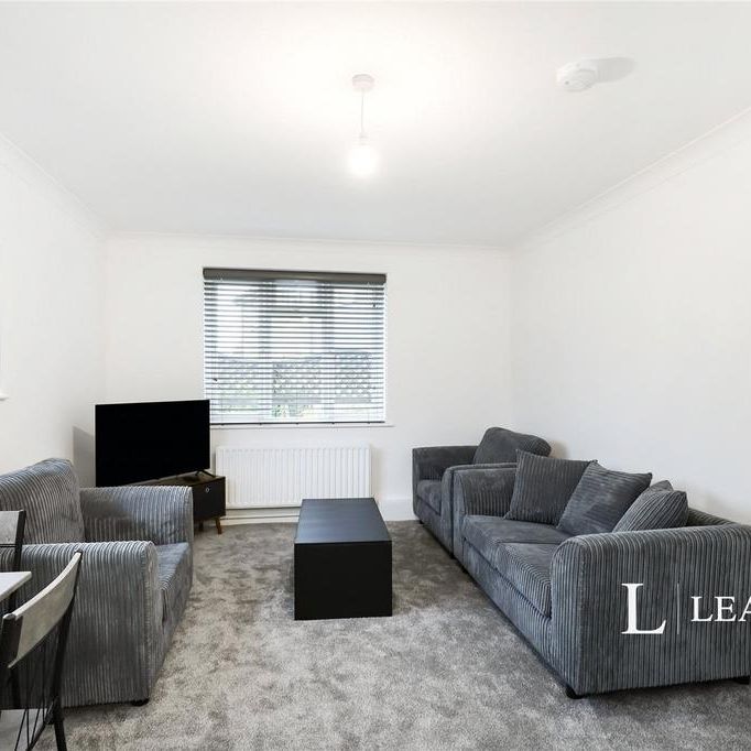 1 bedroom in a house share to rent - Photo 1