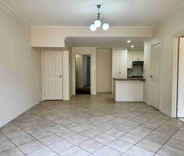 Beautifully Updated 3-Bedroom Home | Easy-Care Glenside Living - Photo 1