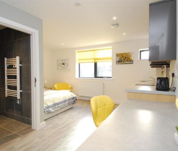 Studio to rent - Photo 5