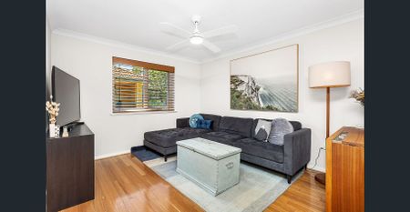 SPACIOUS & STYLISH APARTMENT IN BOUTIQUE EAST PERTH COMPLEX - Photo 2