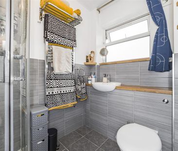 2 Bed Flat, Bridge Court, E10 - Photo 5