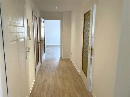 Helle, aufwendig renovierte, kleine 3-Zimmer-Wohnung in Radebeul-Ost! Auf Wunsch eigener Garten! - Foto 3