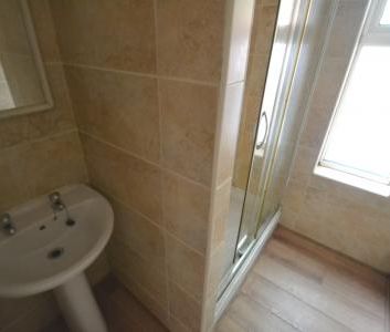 Castle Boulevard (5 Bed), Nottingham, NG7 - Photo 5