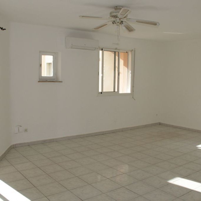 Location Appartement 4 pièces 84m² - Photo 1