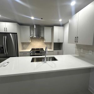 Condo 1 chambre NEUF à louer – Saint-Léonard - Photo 2