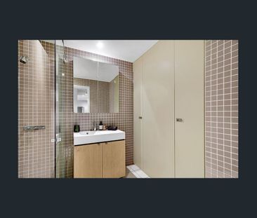 Prime St Leonards 1 bedroom Apartment | Walk to Station & Dining - Photo 4