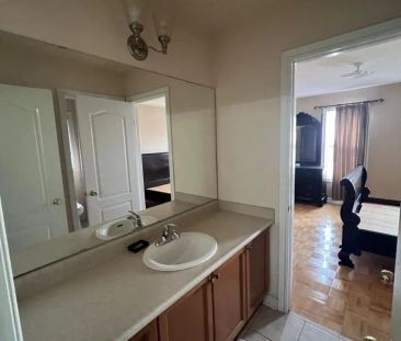 55 RICHGROVE DRIVE - Photo 5