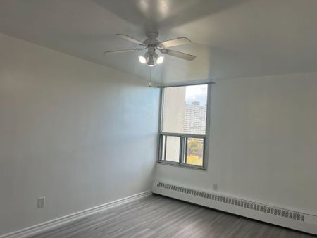 For Lease - 15 Vicora Linkway Way Unit# 804, Toronto, Ontario - Photo 2