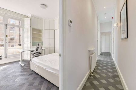 Queen's Gate Place, London, SW7 5NS - Photo 5