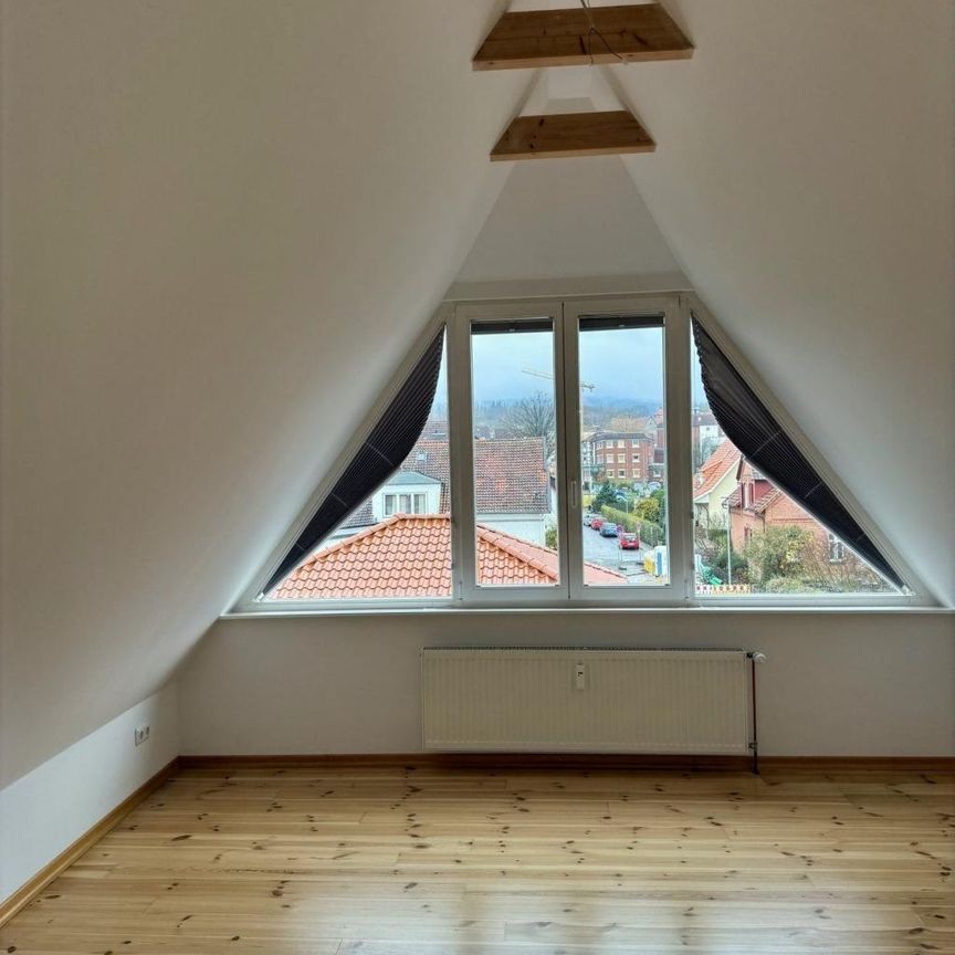 Charmante Altbauwohnung in Bahnhofsnähe - Foto 1