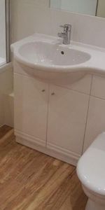 1 Bed Flat, Harper Street, LS2 - Photo 3