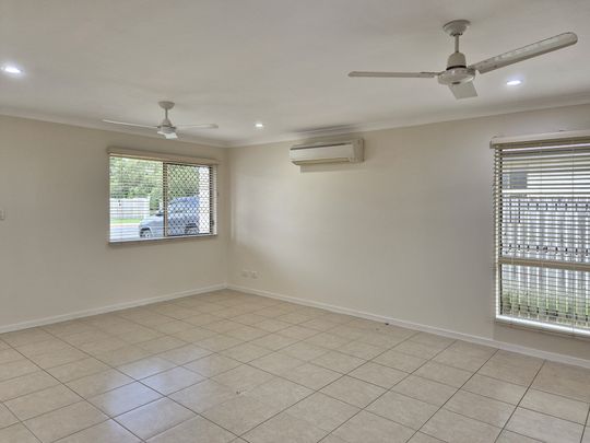 3 Bedroom Executive Family Home ! - Photo 1