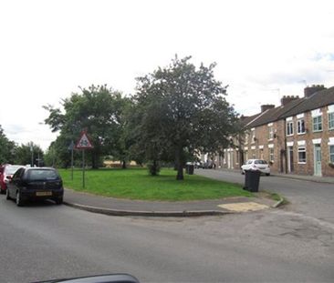 2 bedroom property to rent - Photo 6