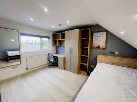 room 2 - Photo 4