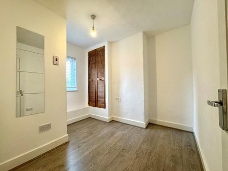 2 bedroom terraced house to rent - Photo 3