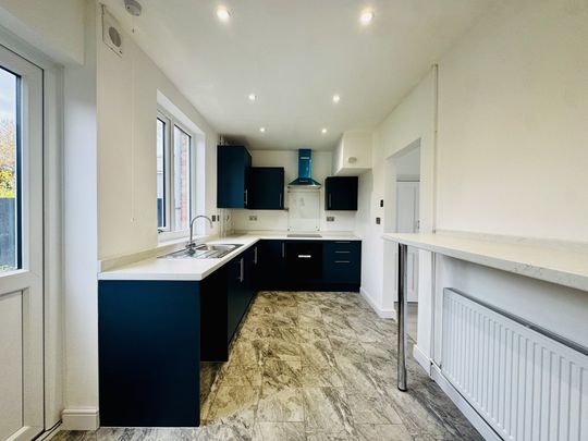 Birchfield Road, Wellingborough - Photo 1