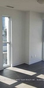 Yonge & Eglinton, Modern, 1+1 Den, Central to all conveniences - Photo 3