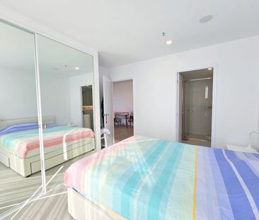 Furnished 2 Bed 2Bath Apartment in the Centre of Box Hill with Grea... - Photo 4