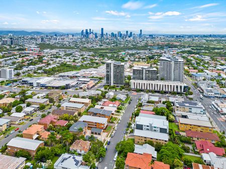 2/23 Amelia Street, 4151, Coorparoo Qld - Photo 5