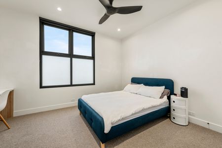 23 Boundary Street, Port Melbourne VIC 3207 - House For Rent | Domain - Photo 4