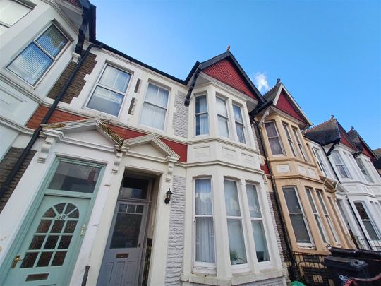 6 Bed House To Let On Pen-Y-wain Road, Roath - Photo 1