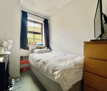Meadow Close - Photo 2