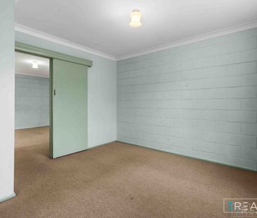 Cozy 1 bedroom unit in quiet complex - ideal location - Photo 4