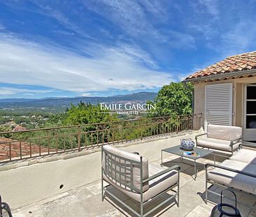 Appartement en plein coeur du village de Mougins à louer - Photo 1