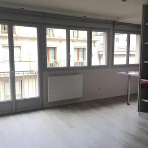 STUDIO - QUARTIER GRASLIN - SURFACE 26 M2 - Photo 2