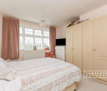 3 bedroom semi-detached house to rent - Photo 2