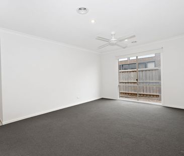 Contemporary Living in the Heart of Mandalay - Photo 3