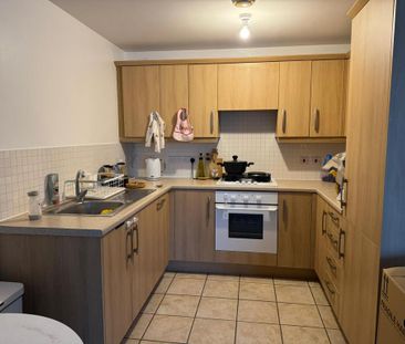 2 bedroom terraced house to rent - Photo 4