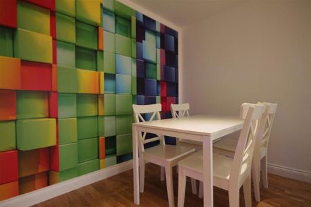 4 bedroom apartment to rent - Photo 3