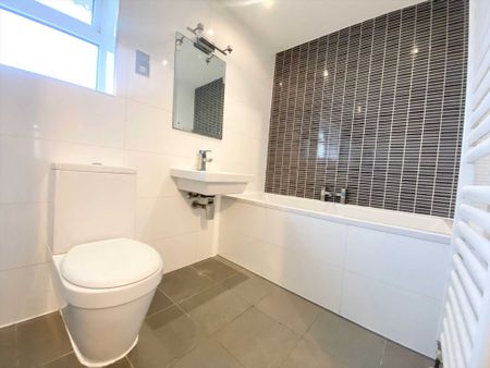 Ringleas, Cotgrave, Nottingham - Photo 3