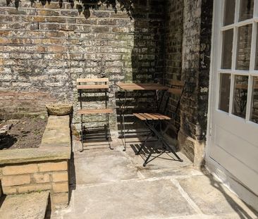 Studio Flat, Addison Road, W14 - Photo 6