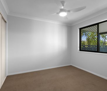 Renovated, Low-Maintenance & Ready to Move Straight In - Photo 2