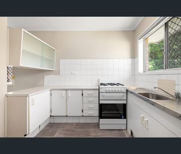 1/20 Waterton Street, Annerley, Qld 4103 - Photo 6