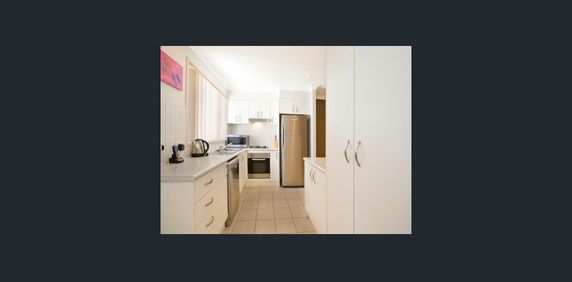 Sure to tick all the Boxes ! - Photo 2